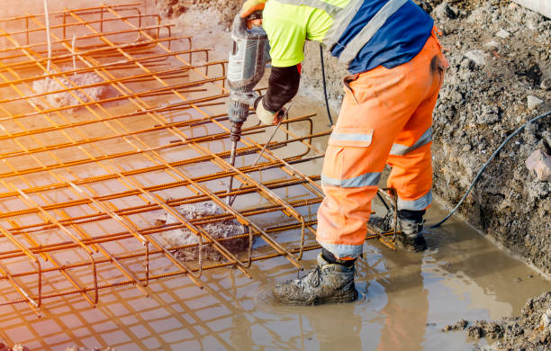Best Local Concrete Companies  in Island Walk, FL
